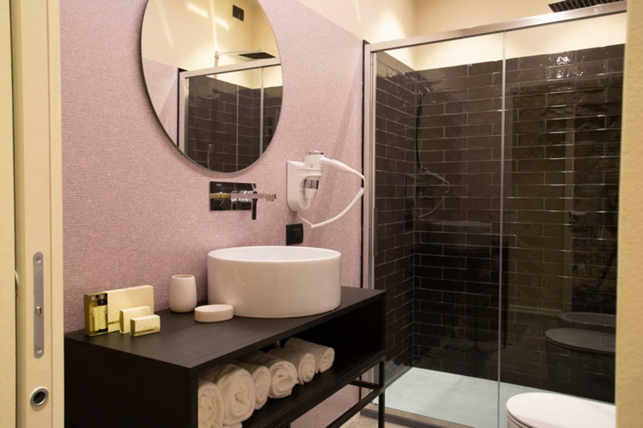 Economy Double Room,890232058:JPEG